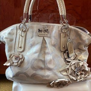 Coach ivory,sliver large purse